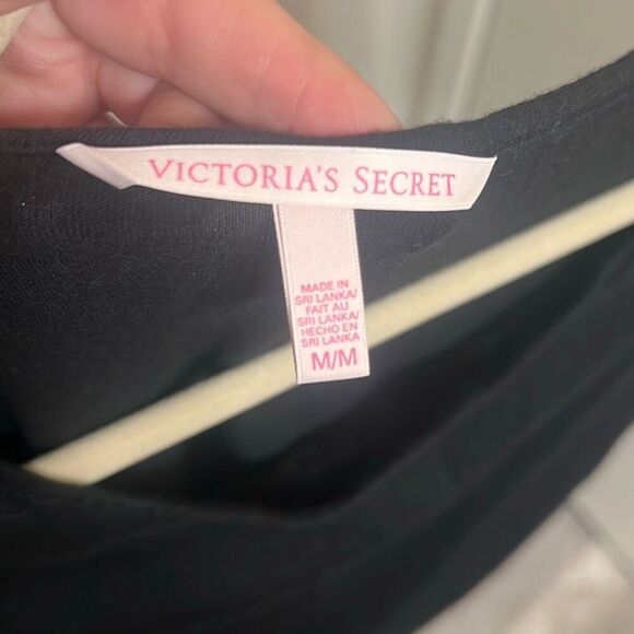 ✨Victoria's Secret Off The Shoulder Ruched Black Sz Medium Dress✨ - Picture 8 of 9